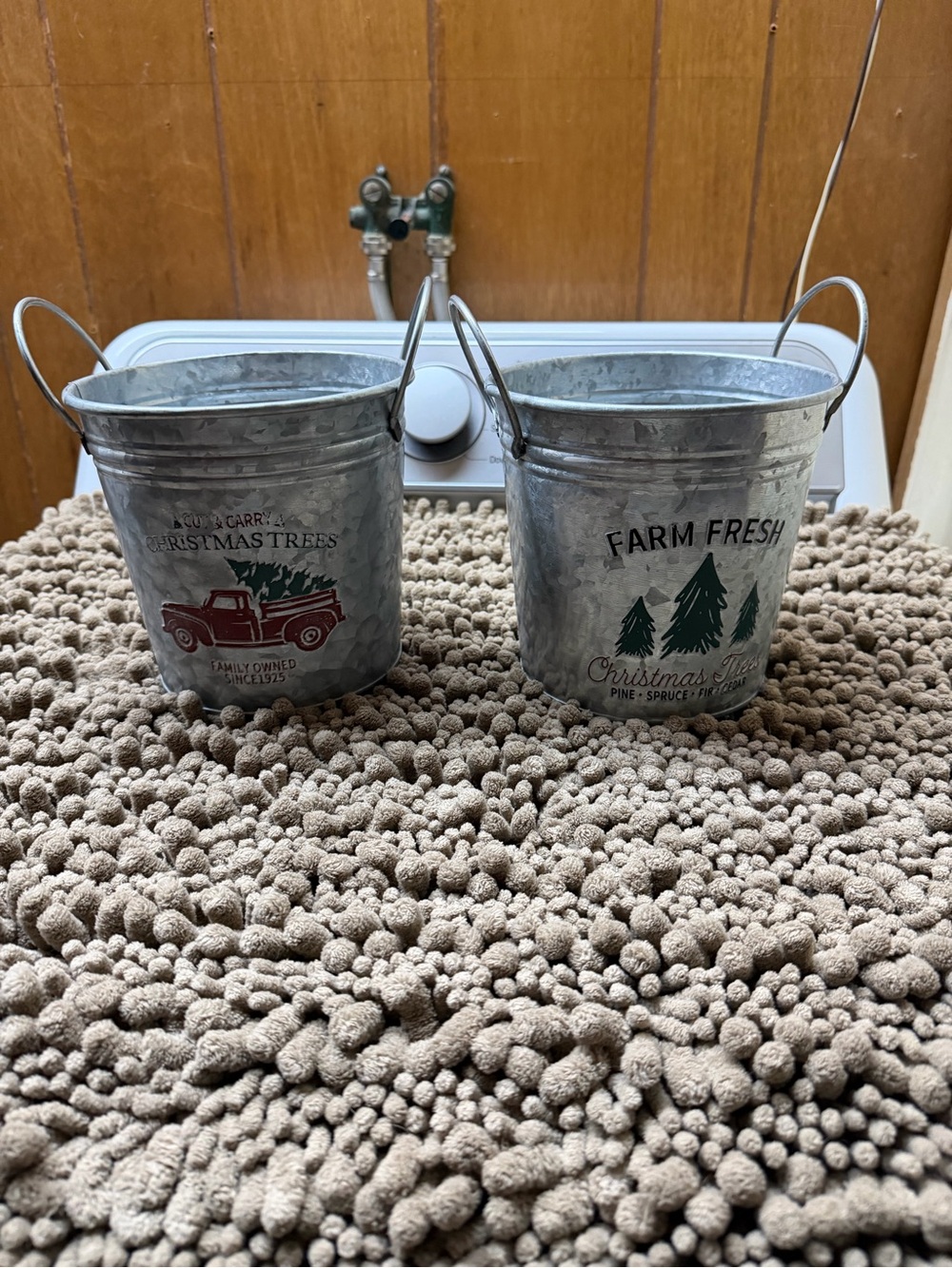 Galvanized holiday pail decor